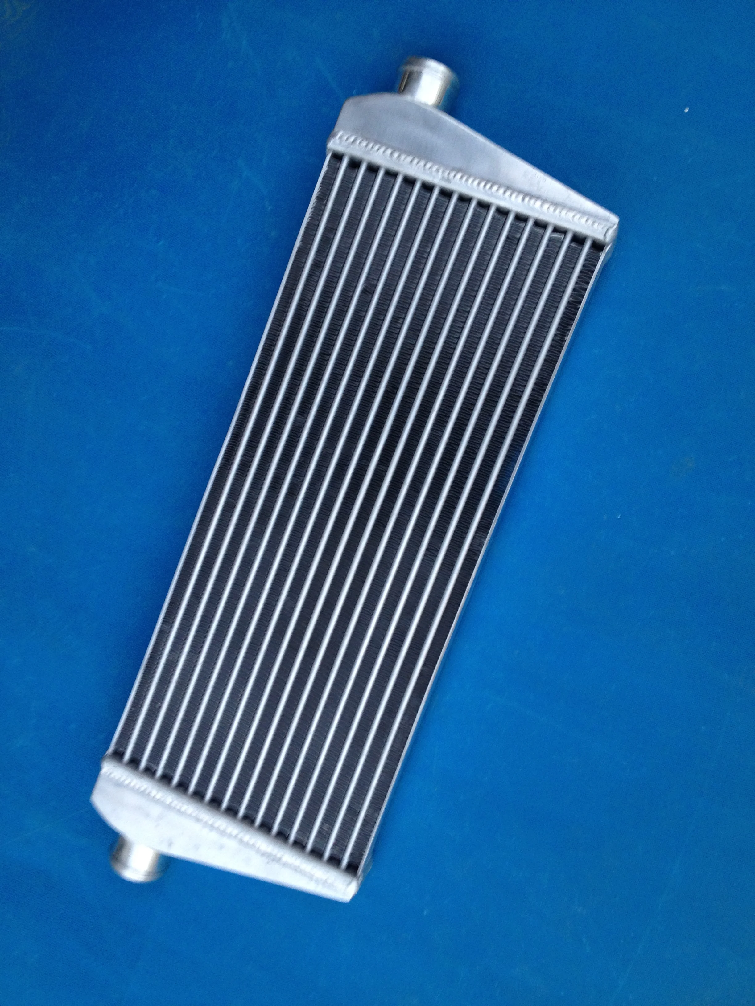  универсален алуминиев интеркулер за преден монтаж 722 * 243 * 58 мм, 51 мм вход / изход с висок поток лек тегло турбо супер зарядна система Изображение 2