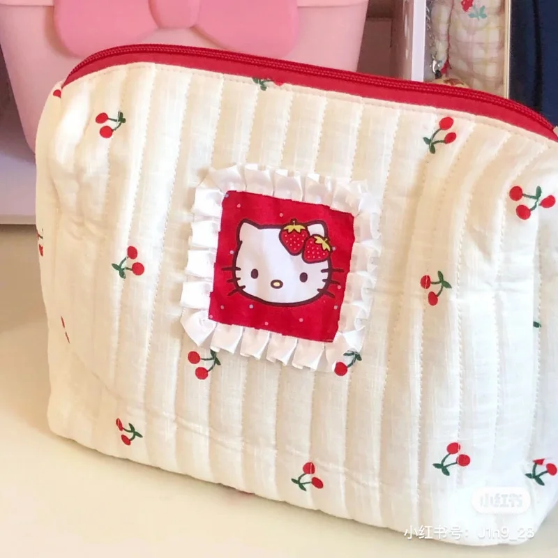 Kawaii Hello Kitty козметична чанта Преносима чанта за пътуване Аниме момиче Продукти за грижа за кожата с голям капацитет Съхранение Преносима чанта за пране Подарък Изображение 4