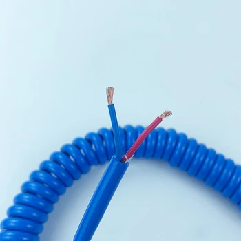 Blue Spring Wire 2core 1.5mm квадратен плосък кабел Чиста медна сърцевина PU прибиращ се захранващ кабел Напрежение Пружинен кабел