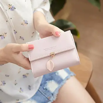 Естетични Дамски къси портфейли Корейски PU твърда монета чанта листа висулка тройно сгънати cardholder момиче малък сладък розов портфейл дами