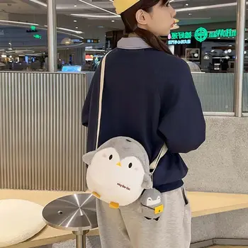 кукла играчка плюшени crossbody чанта творчески преносим телефон портфейл пингвин чанта корейски стил смешно пратеник чанта момиче